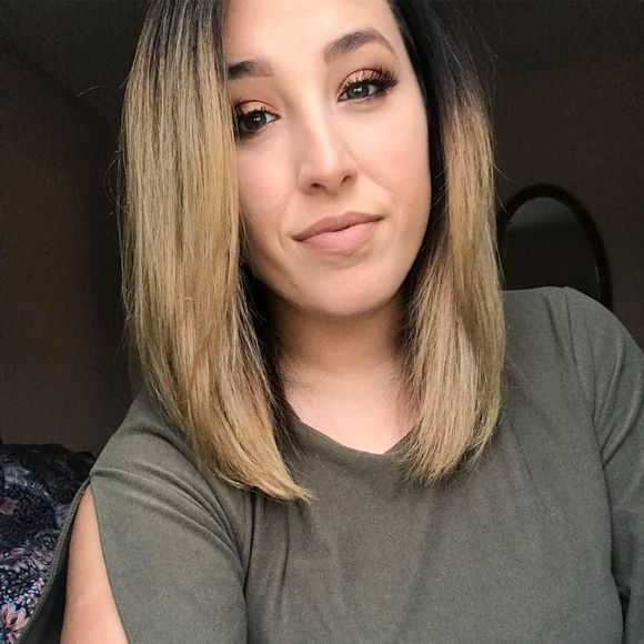 Meet your Posher, Taylor - Picture 1 of 1